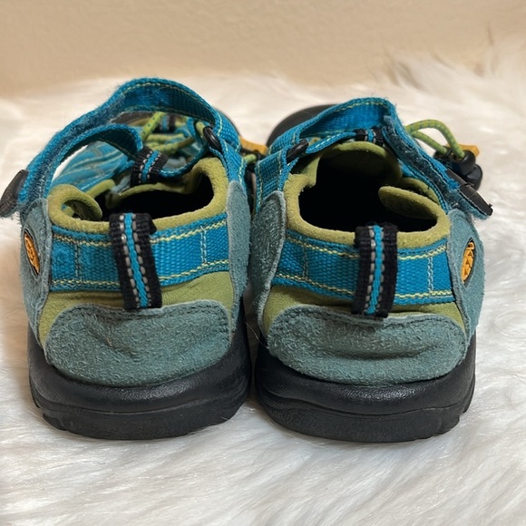 Keen Blue Green Beach Outdoor Water Shoes Sandal - Picture 4 of 10